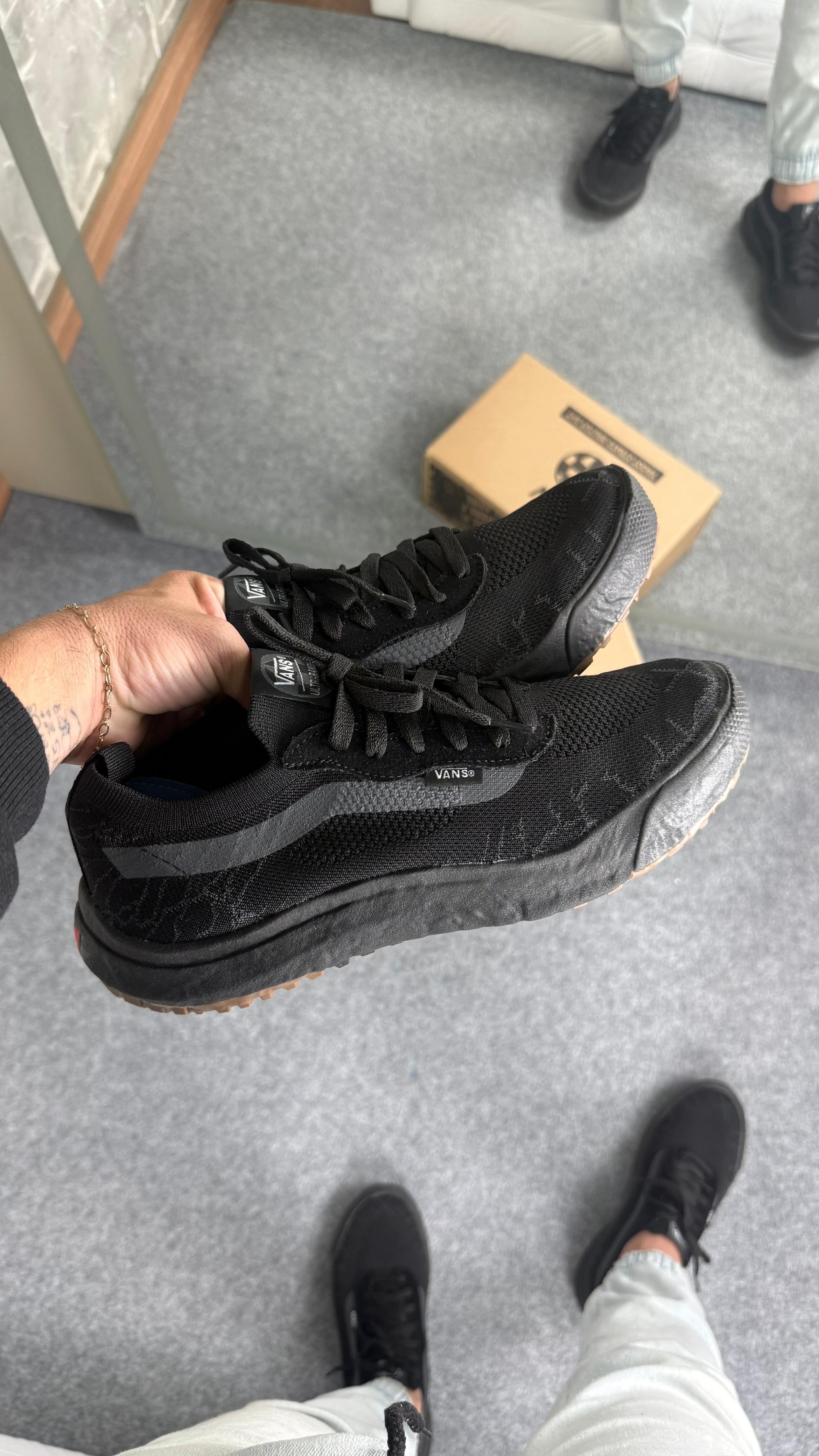 Tênis Unissex Vans Ultra range Vr3